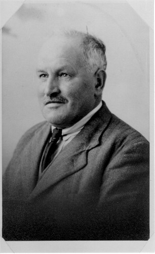 Walter Victor Worman 888-1957 (Marjorie)